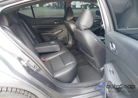 2021 Nissan Altima Sr Fwd z USA, uszkodzony, nr VIN 1N4BL4CV4MN303599